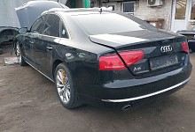 Audi A8, benzinas