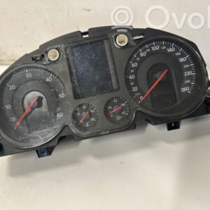 Volkswagen PASSAT B6 Spidometras